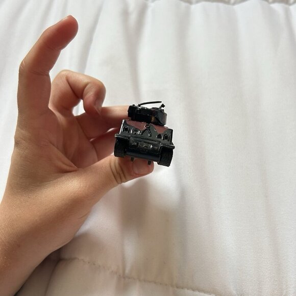 1995 Hasbro Inc Saban Red Black Camo Tank Wheels Vintage 90s - Picture 5 of 6